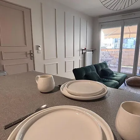 Cozy With Balcony Paris 15min Orly 10min Apartamento *