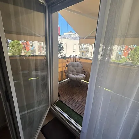 Cozy With Balcony Paris 15min Orly 10min